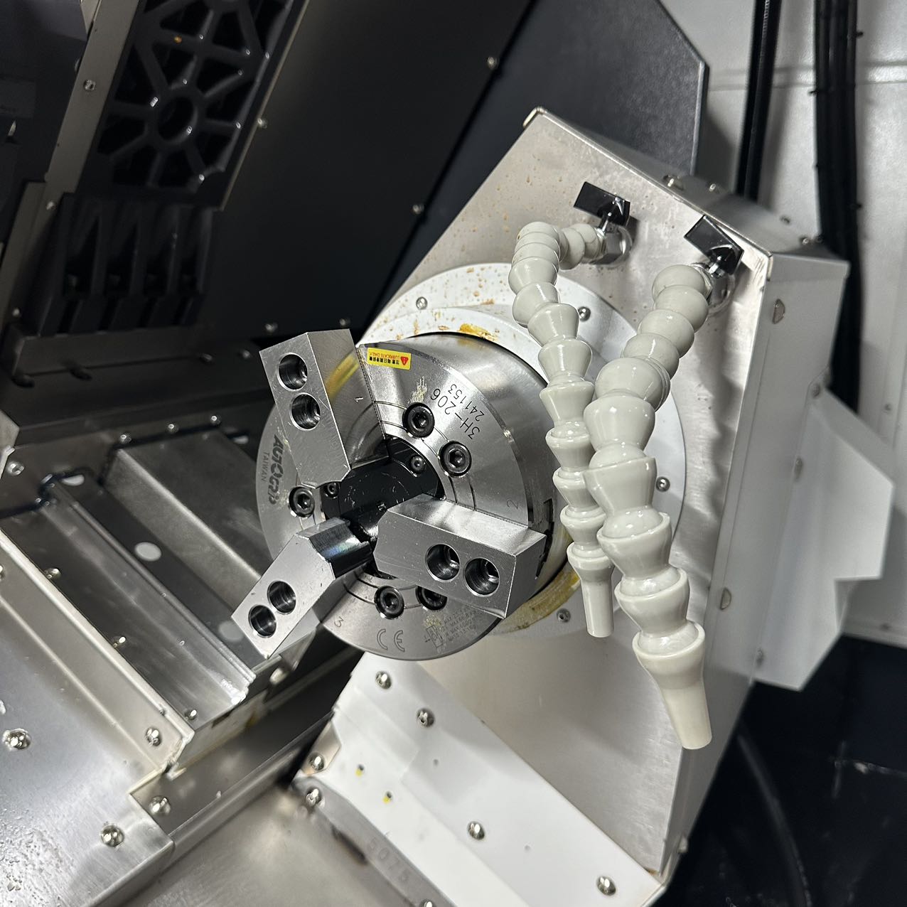CL-630MSY Double Spindle Turning Milling Machine with Y-Axis | Twin Spindle CNC Mill-Turn Center for One-Setup Complex Parts Machining